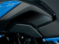 Suzuki 2023-2024 GSX-8S タンクプロテクション