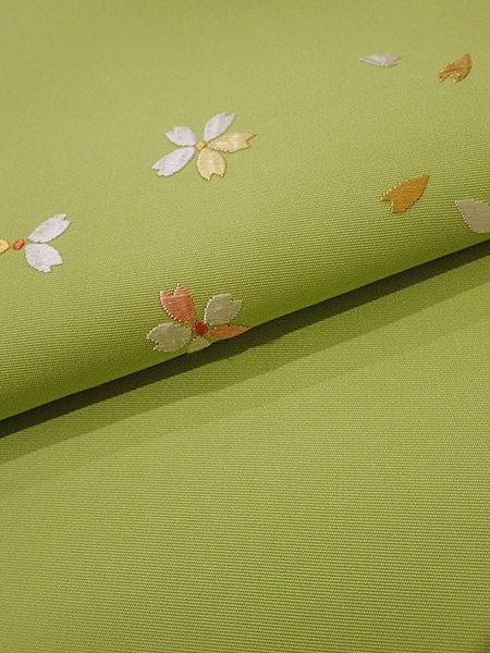 銀座【K-4696】塩瀬 刺繍 名古屋帯 若苗色 桜の花の図 - 銀座きもの 