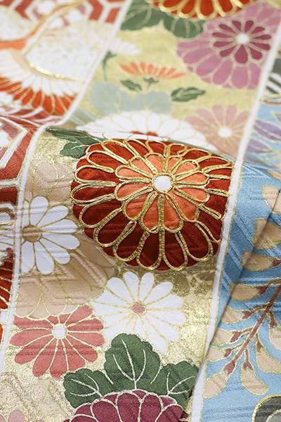 美品 銀通し 鴛鴦“深緋色の水面を彩る鴛鴦と花々と巧み