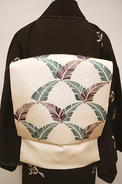 銀座【K-6469】塩瀬 染名古屋帯 練色 芭蕉の図（反端付）（N