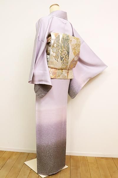 銀座【C-1975】色無地 萌葱色 花々の地紋 - 銀座きもの青木