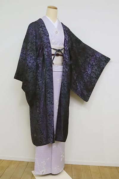 あおき E 1244 紋紗 羽織 墨色 竪暈かしに花文 羽織紐付き 反端付 銀座きもの青木 長く大切に着続けて頂きたい上質な着物や帯 Online Shop あおき E 1244 紋紗 羽織 墨色 竪暈かしに花文 羽織紐付き 反端付 銀座きもの青木 長く大切に着続けて頂きたい上質な着物や帯 Online Shop