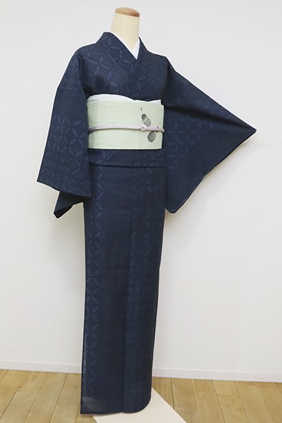 専用ページk-2607 素敵なデザイン 白大島紬 横双 正絹 広衿 袷 - 着物 