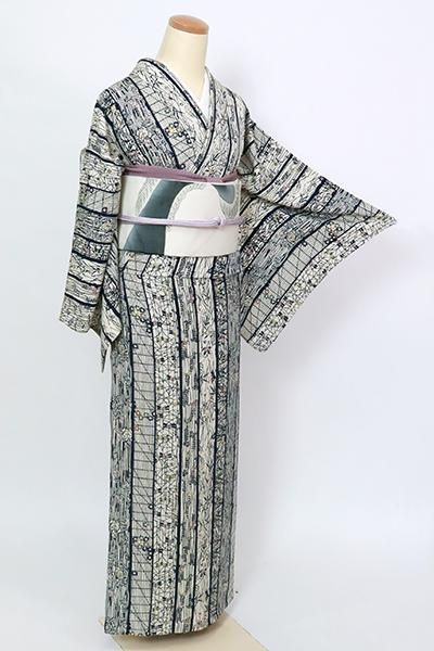 銀座【D-2783】単衣 型絵染 小紋 練色 縞に草花 - 銀座きもの