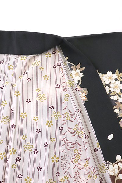 銀座【E-1451】（細め）縮緬地 羽織 檳榔子染色 桜に四季花の丸（羽織