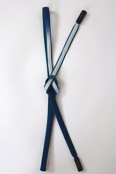 【G-1912】京都 衿秀製 帯締め 二重高麗組 柄入片暈かし 濃藍色×月白色（新品）