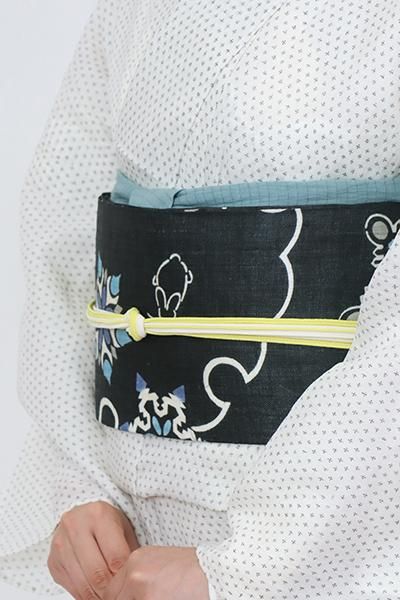 正絹 名古屋帯 黒 星地紋 大雪輪図案 金彩 豪華絢爛 極上 逸品 正絹 名古屋帯 黒 星地紋 大雪輪図案 金彩 豪華絢爛 極上 逸品