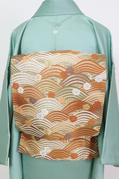 銀座【L-6332】西陣 河合美術織物製 袋帯 丁字染色 波に桜の図（落款入）