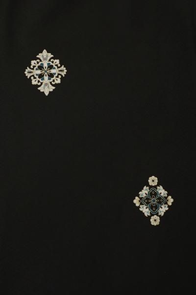 銀座【D-3147】（S・細め）小紋 憲法黒茶色 装飾菱文 - 銀座きもの青木