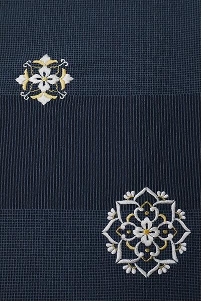 銀座【B-3312】きもの英製 刺繍 付下げ 深い留紺色 変わり段に