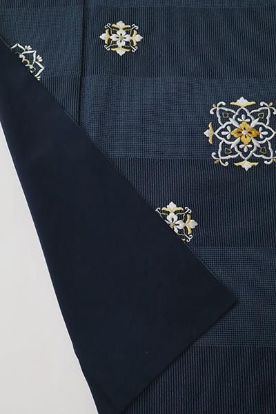 銀座【B-3312】きもの英製 刺繍 付下げ 深い留紺色 変わり段に