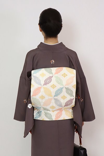 銀座【L-6504】西陣 山口美術織物製 袋帯 象牙色 鳥襷文（反端付・落款