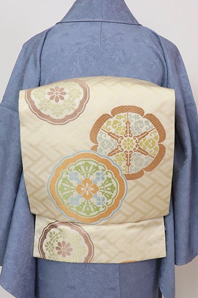 銀座【K-8692】西陣 川島織物製 織名古屋帯 鳥の子色  六瓜文（落款入）