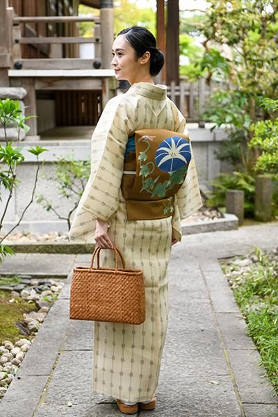 山葡萄バッグ円形高級極細網代 人気！売れ筋商品】山葡萄バッグ高級極細網代 かごバッグ 山葡萄