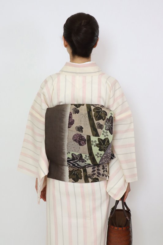 050812☆ 着物 帯 ☆ 単衣 正絹 小紋 蝶や花のボタニカル模様に縞-