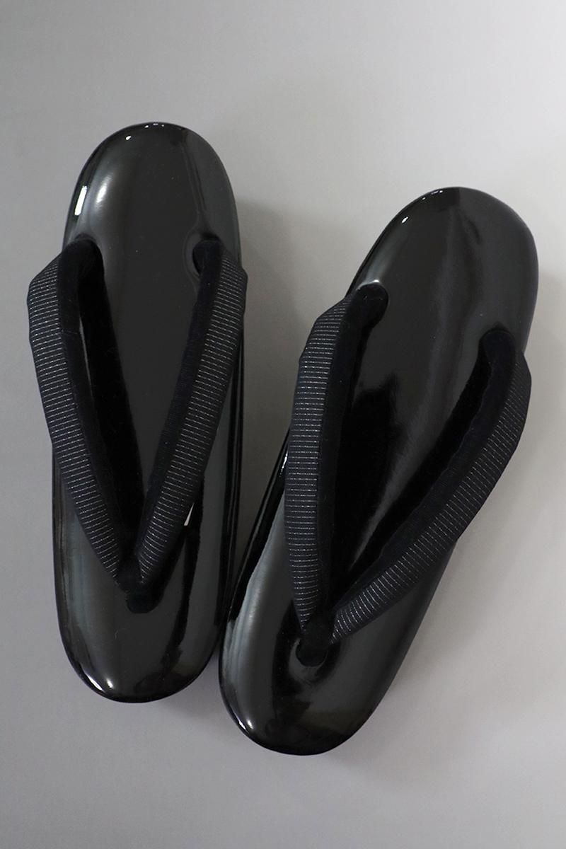 G-2628】衿秀製 草履 黒色 横段鼻緒（Mサイズ）：高さ5cm - 銀座