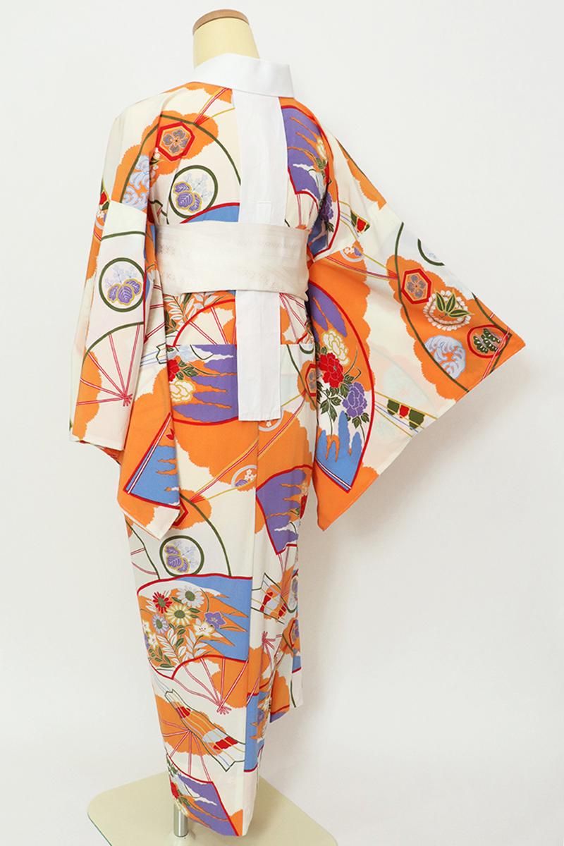 銀座【F-603】東レシルック 長襦袢 橙色 雲取りに扇の図 - 銀座きもの