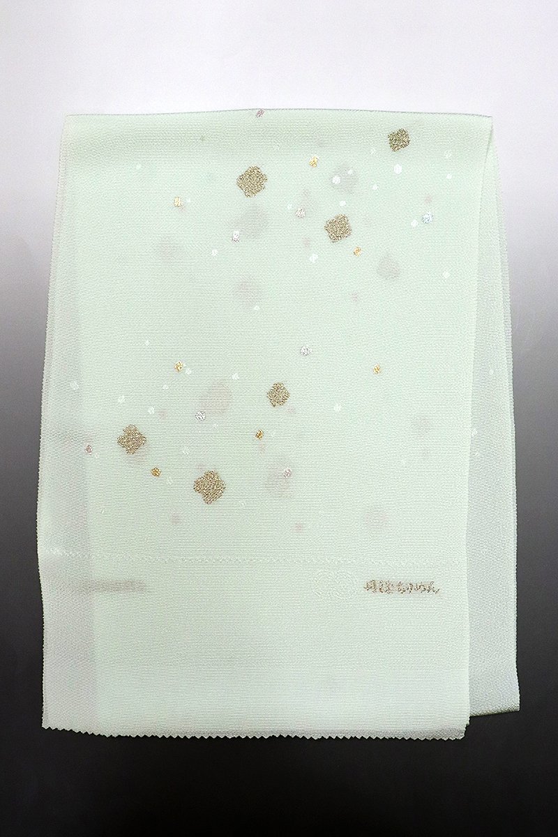【G-2663】京都衿秀 縮緬 帯揚げ 切箔縫い取り文 淡い白緑色