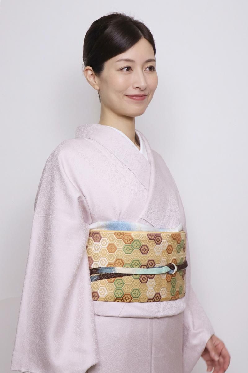 クラシック G-2666】京都衿秀 帯揚げ 銀座きもの青木 - 白菫色 宝相華唐草文 着物・浴衣