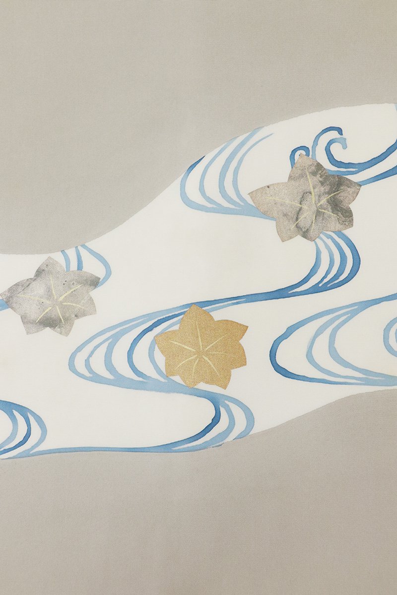 あおき【K-9260】塩瀬 染名古屋帯 枯野色 流水に楓の図 - 銀座きもの 