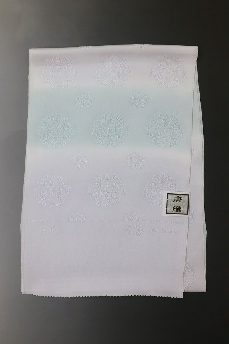 【G-2730】京都衿秀 帯揚げ 横段暈かし 紫水晶色×藍白色 華文