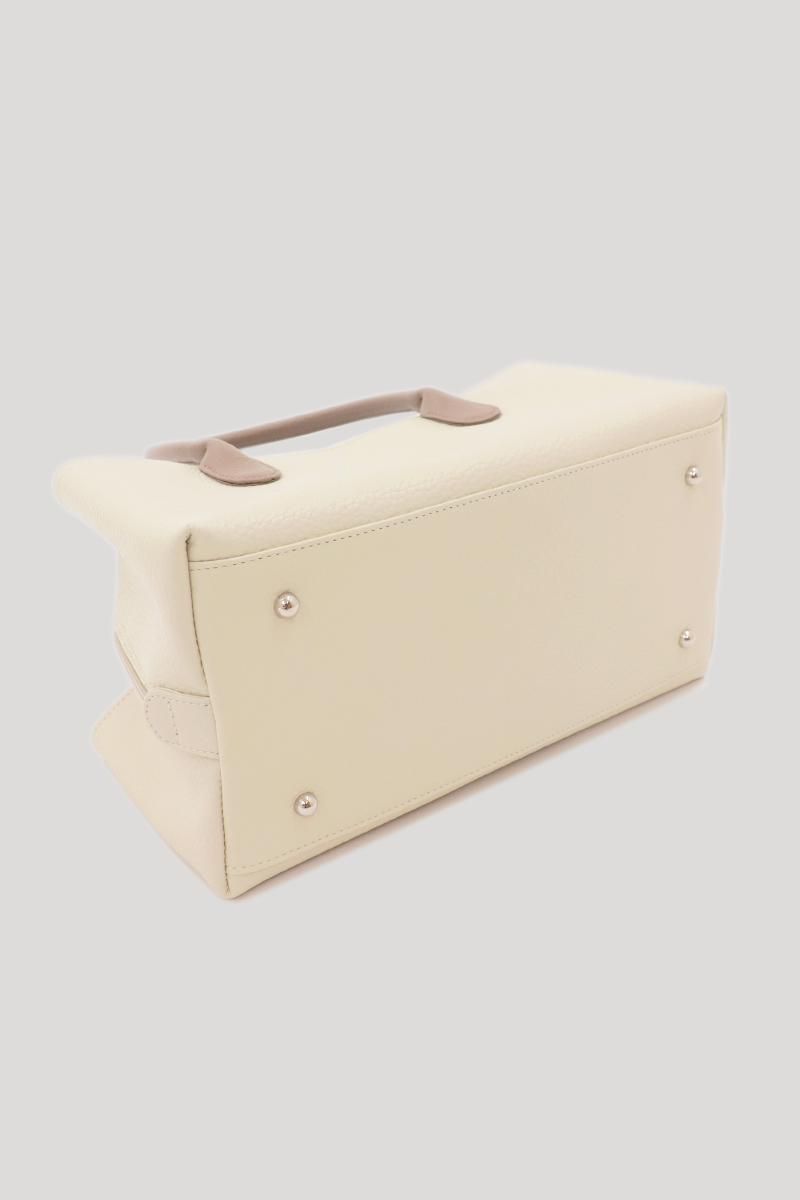 G-2749】京都衿秀製 牛革バッグ オフホワイト×薄茶色 無地 - 銀座