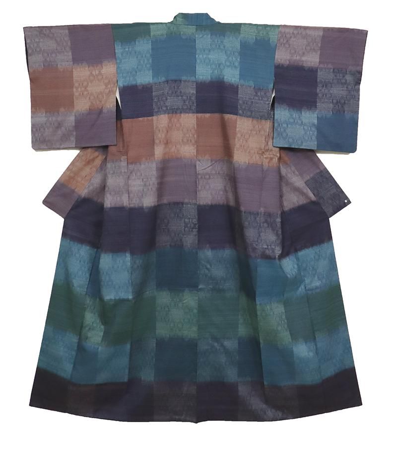 銀座【A-3908】黒田佐織作 手引紬ぼかし絣 藍色×深紫色（紙札付