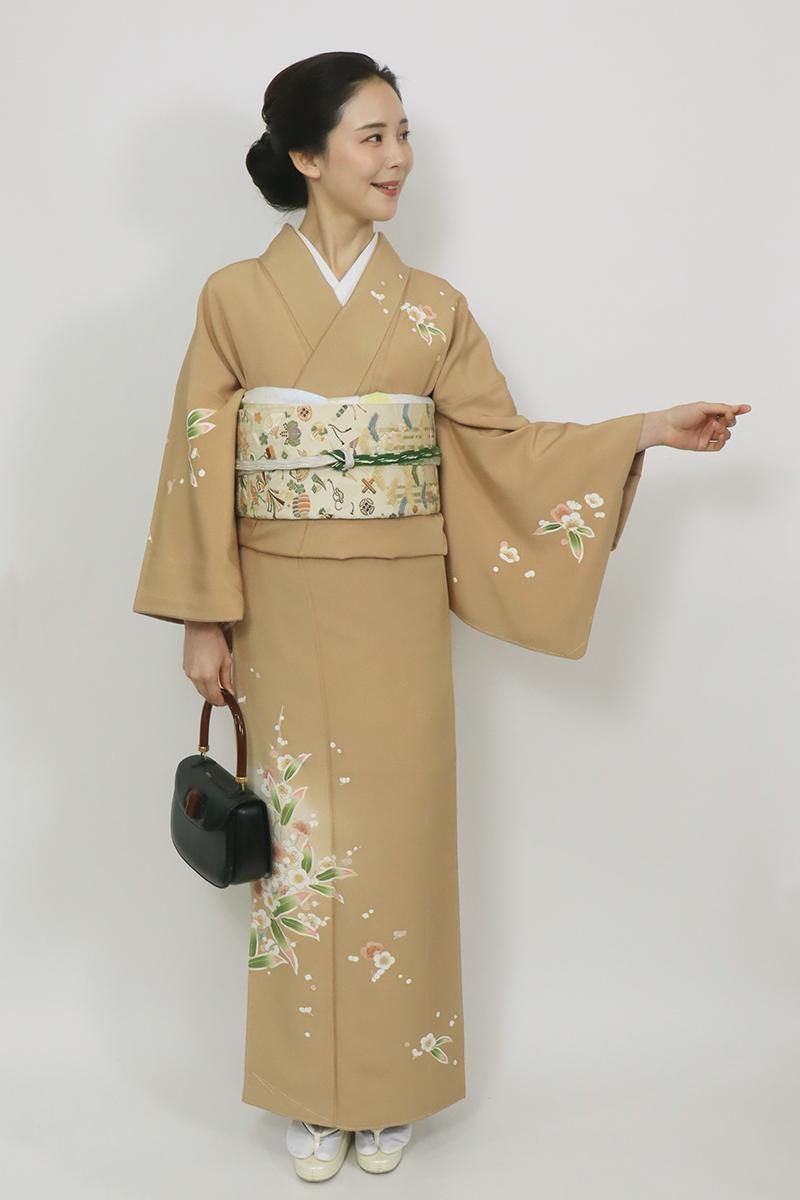◆1882◆訪問着　作家落款　紅白梅　流水に橘　袷　和装着物　身丈：156 正絹 訪問着 花松梅笹紅葉に家流水 袷 一つ紋 落款 - メルカリ