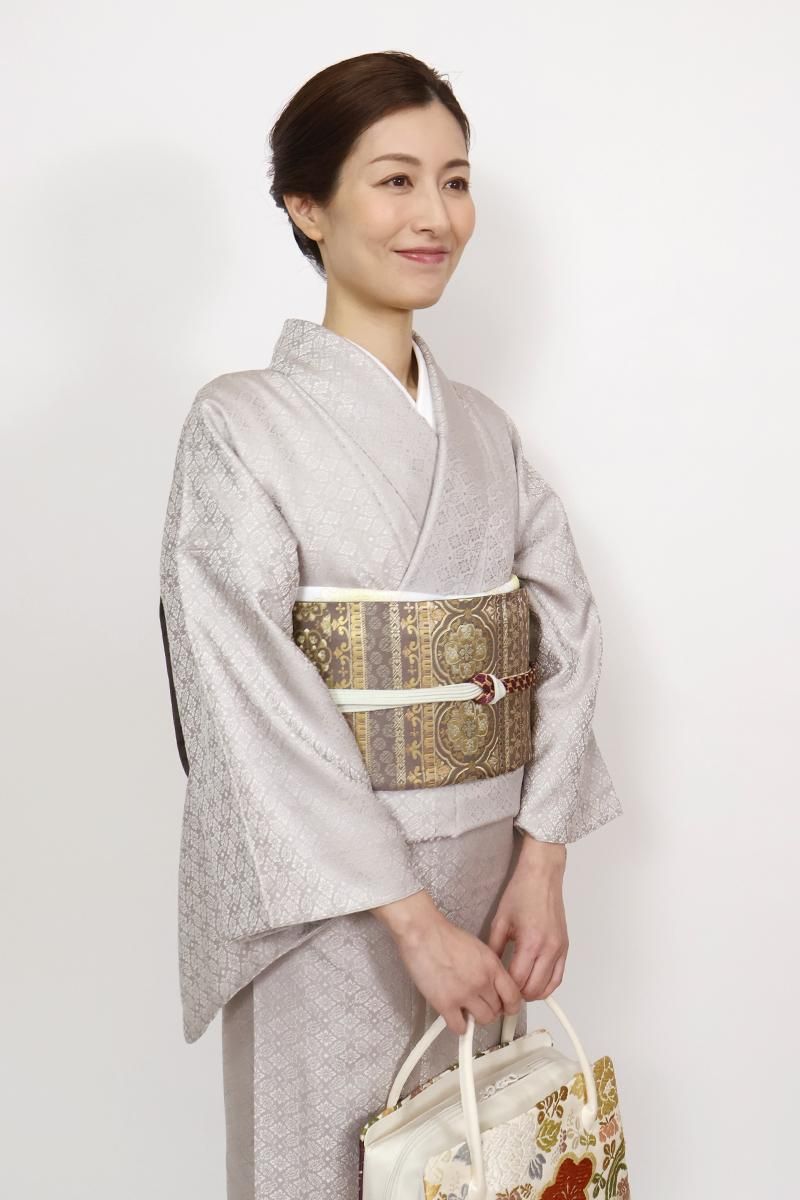 銀座【L-7219】西陣 陰山織物製 箔屋清兵衛 袋帯 江戸鼠色 横段 銀座【L-7219】西陣 陰山織物製 箔屋清兵衛 袋帯 江戸鼠色 横段