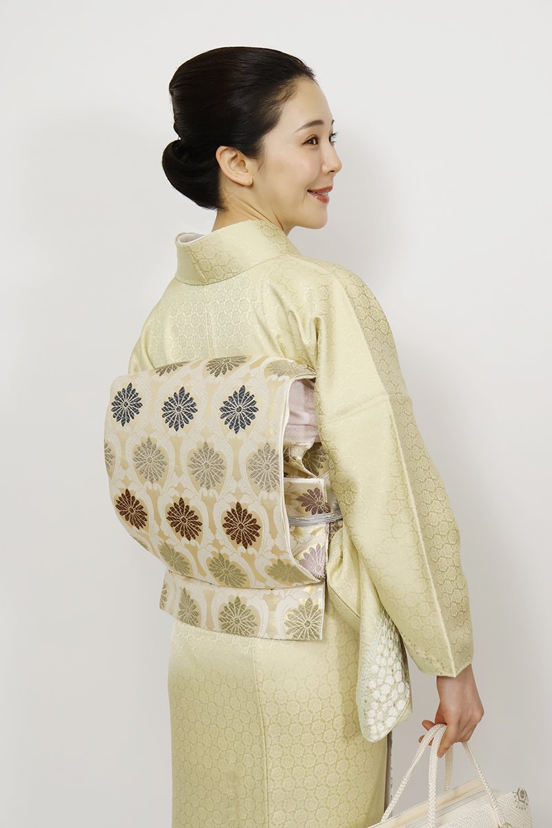袋帯 扇に華丸と菊紋 紗綾形 金銀糸 銀色 フォーマル 着物 RO-5404 