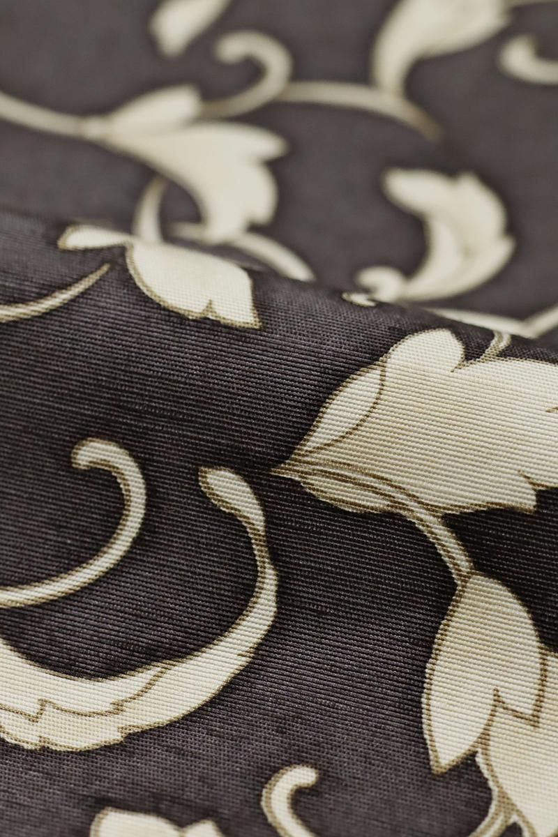 銀座【D-3462】紬地 小紋 黒橡色 唐草文 :身丈153/裄64.5 - 銀座きもの