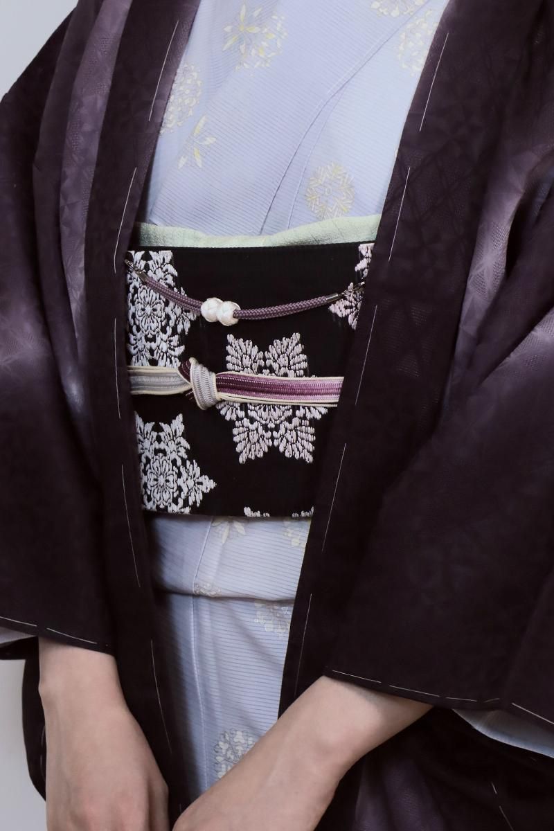 銀座【E-1979】紋紗 羽織 黒紅色 流線暈かしに市松の地紋（反端付）（N