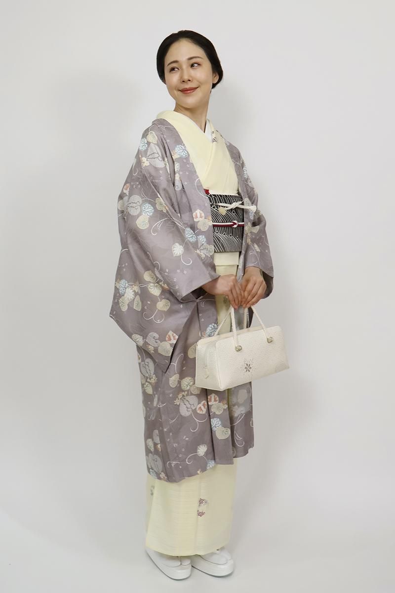 着物 裄69 付け下げ 紋なし 銀通し さが美 上品な花 U-7802 銀座【C-2356】（L）色無地 銀通し 灰桜色 雨縞の地紋（反端付