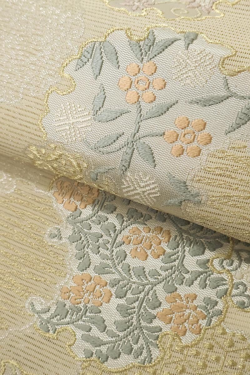 未使用❤西陣袋帯「宮廷有職文様」 プラチナ色　金糸銀糸　フォーマル 銀座【L-7425】西陣 ふくい製 絽 袋帯 練色 花雪輪文（西陣証紙