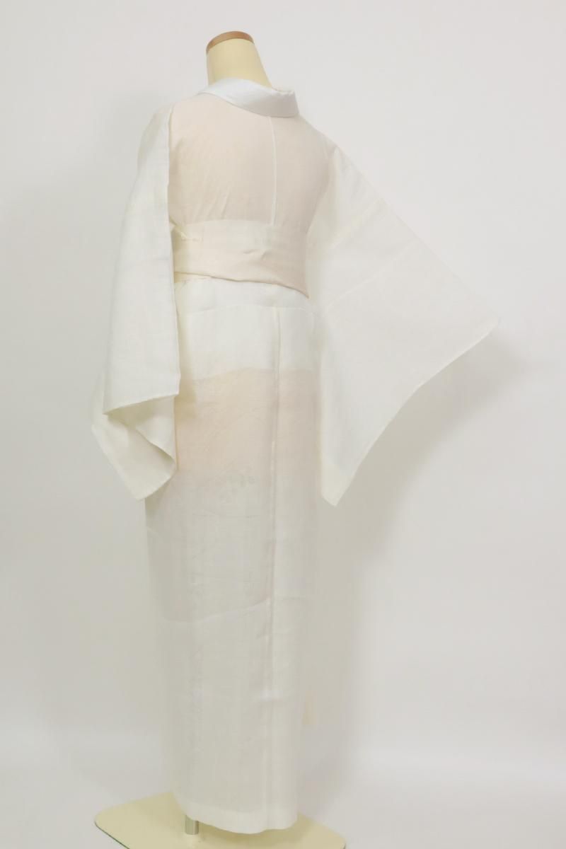 長襦袢・正絹 ❄️☆ 『 2530 』 ( 155 ㎝前後の方) 銀座【F-634】本場小千谷縮 長襦袢 生成り色 秋草の地紋（反端付