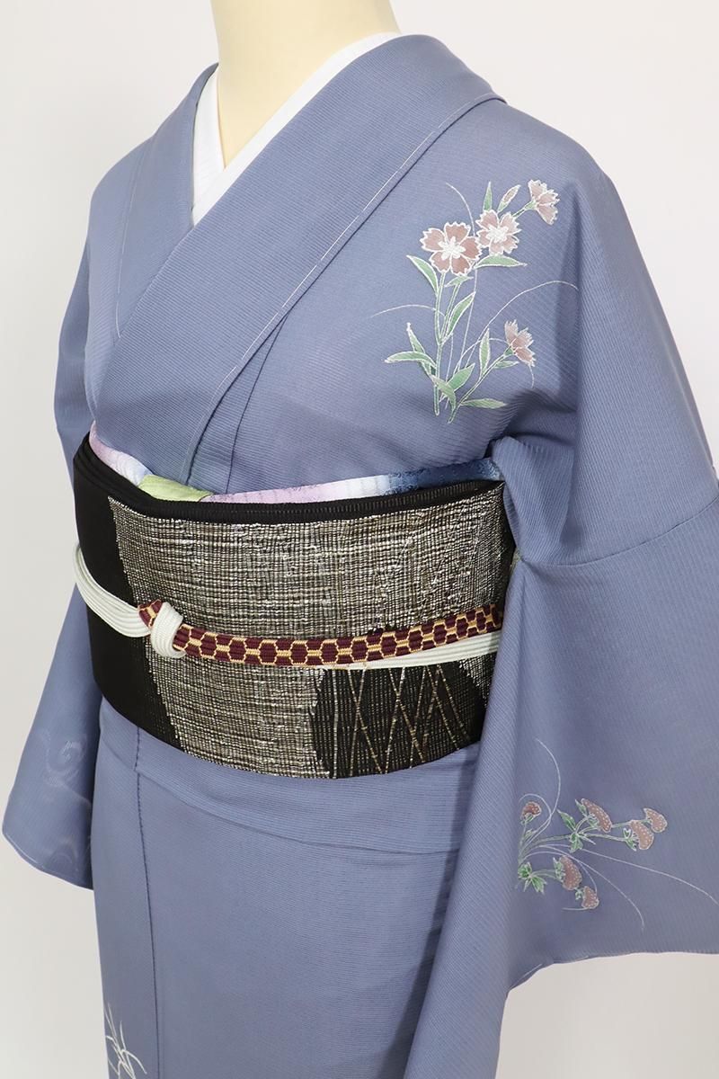 銀座【B-3767】絽 付下げ 暗め紅掛空色 流水に秋草の図（反端付