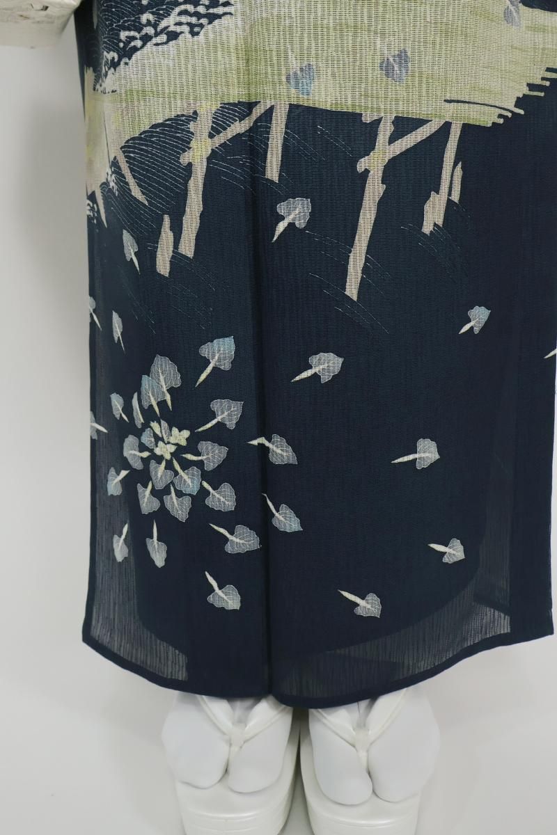 あおき【B-3762】紋紗 訪問着 紺色 水辺に菱の図(落款入 あおき【B-3762】紋紗 訪問着 紺色 水辺に菱の図(落款入