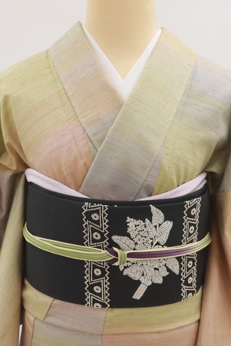 銀座【H-0051】貴久樹製 刺繍 名古屋帯 グレー系 装飾文に花束