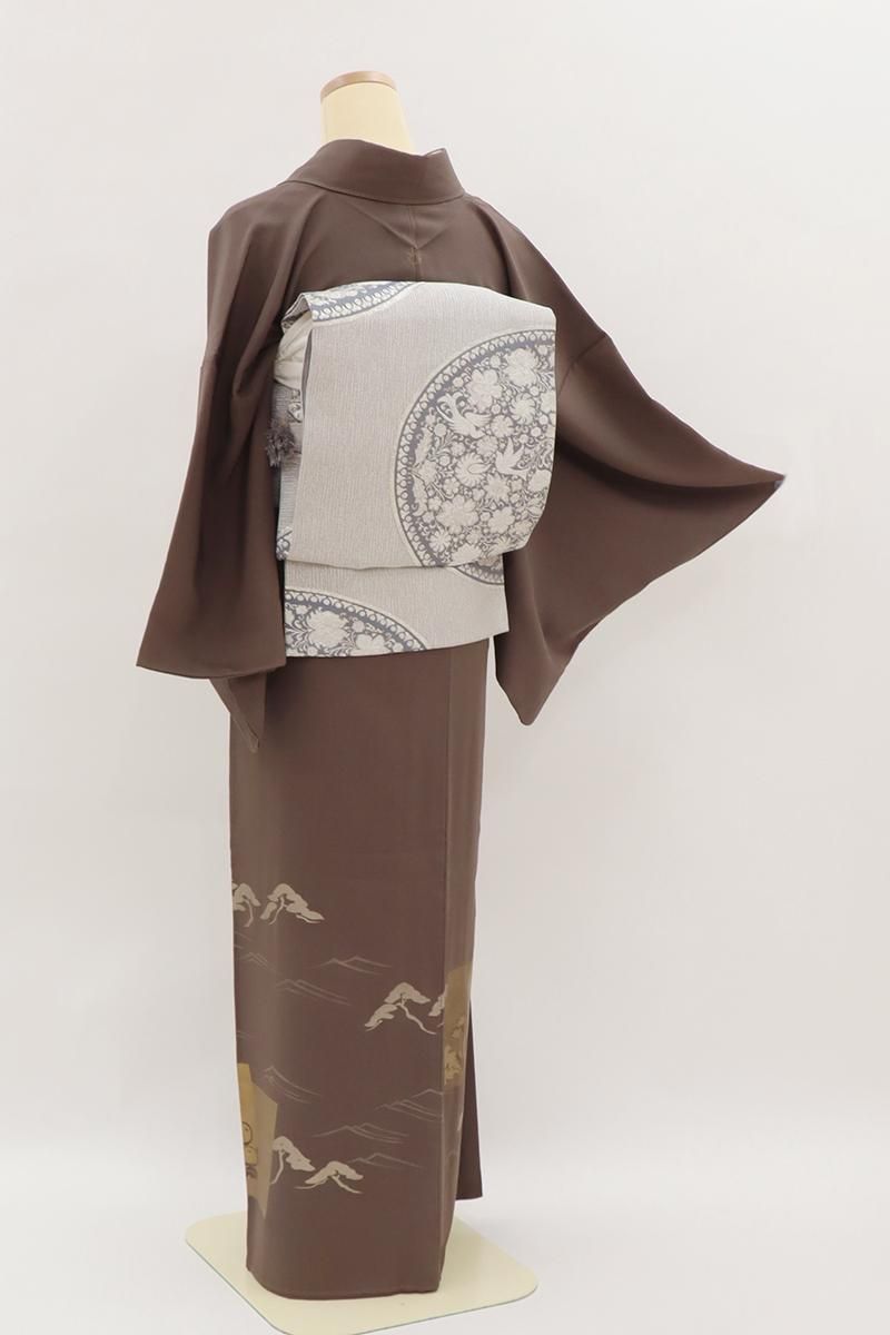 あおき【B-3827】繍一ッ紋 色留袖 茶色系 色紙に四季花の図 あおき【B-3827】繍一ッ紋 色留袖 茶色系 色紙に四季花の図