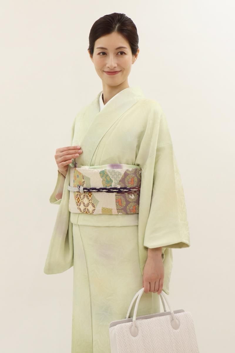 W-3117】衿秀製 帯揚げ 縫取り横段暈かし 幾何文 紫色系×緑色系 - 銀座