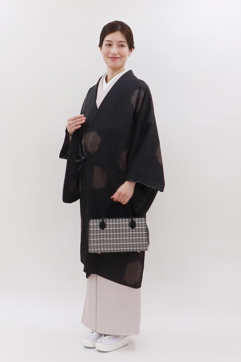 銀座【E-2132】道中着 黒色 雪輪文（反端付）（N）:身丈106/裄69