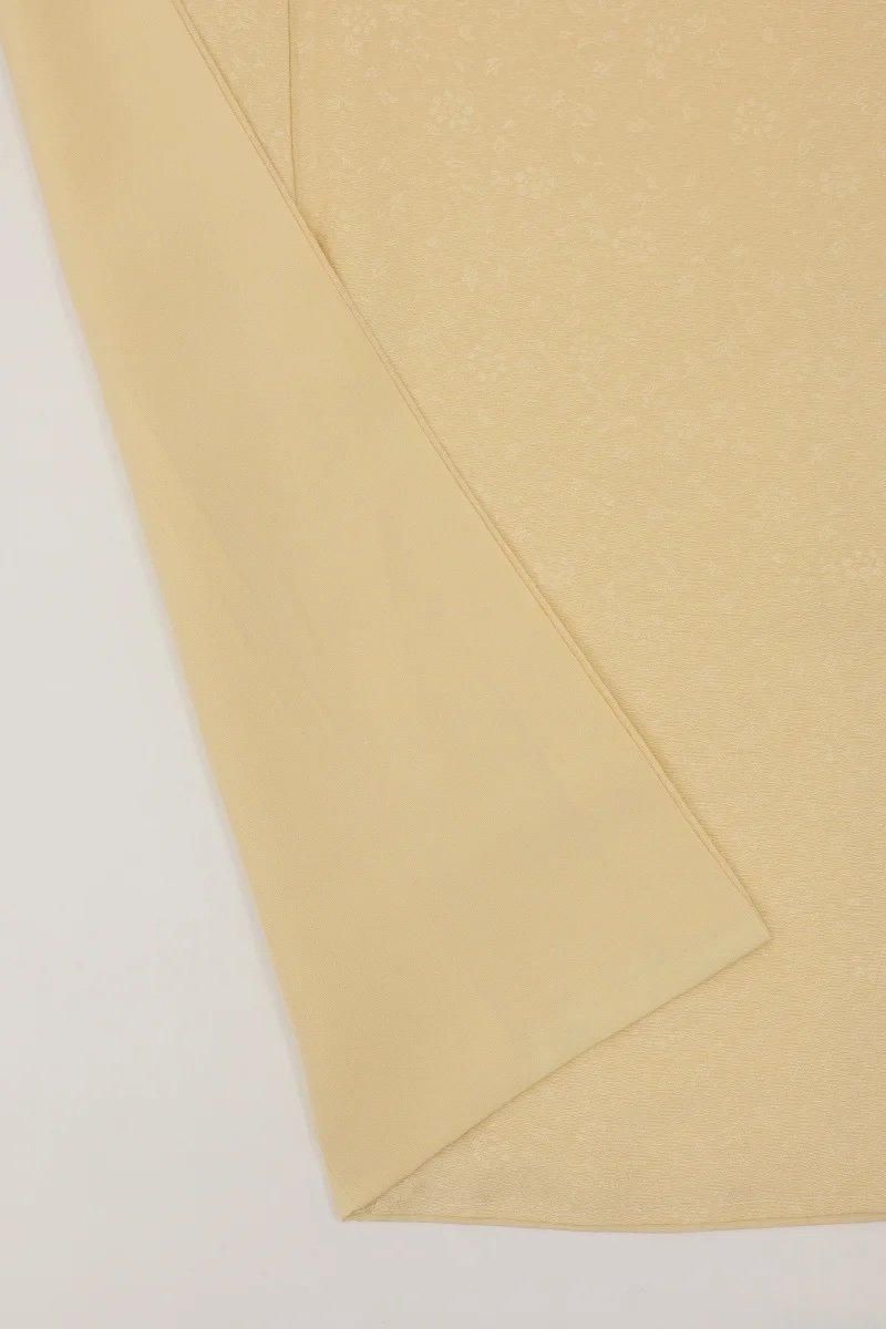 銀座【C-3076】色無地 淡い黄水仙色 花唐草の地紋（反端付）（N