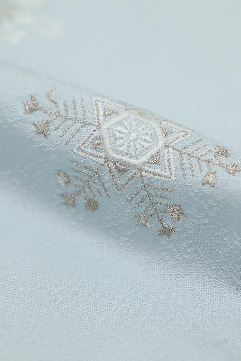 銀座【D-3726】単衣 刺繍 小紋 淡い藍白色 雪花文や装飾花文 :身丈159