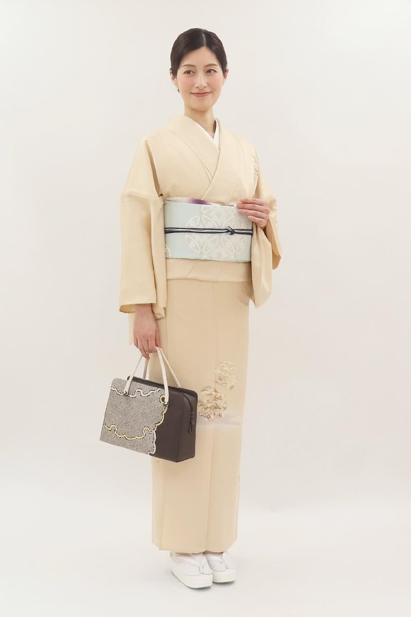 アンティーククリーム色の着物 銀座【B-4066】単衣 訪問着 クリーム色 風景文（反端付） :身丈