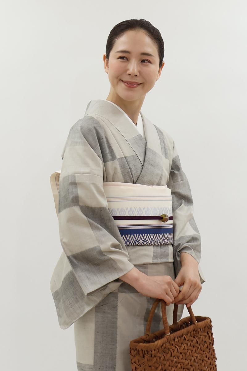 ☆ 名古屋帯 本場筑前博多織 献上柄 乳白色 O-5495 名古屋帯 本場筑前博多織 献上柄 乳白色 O-5495