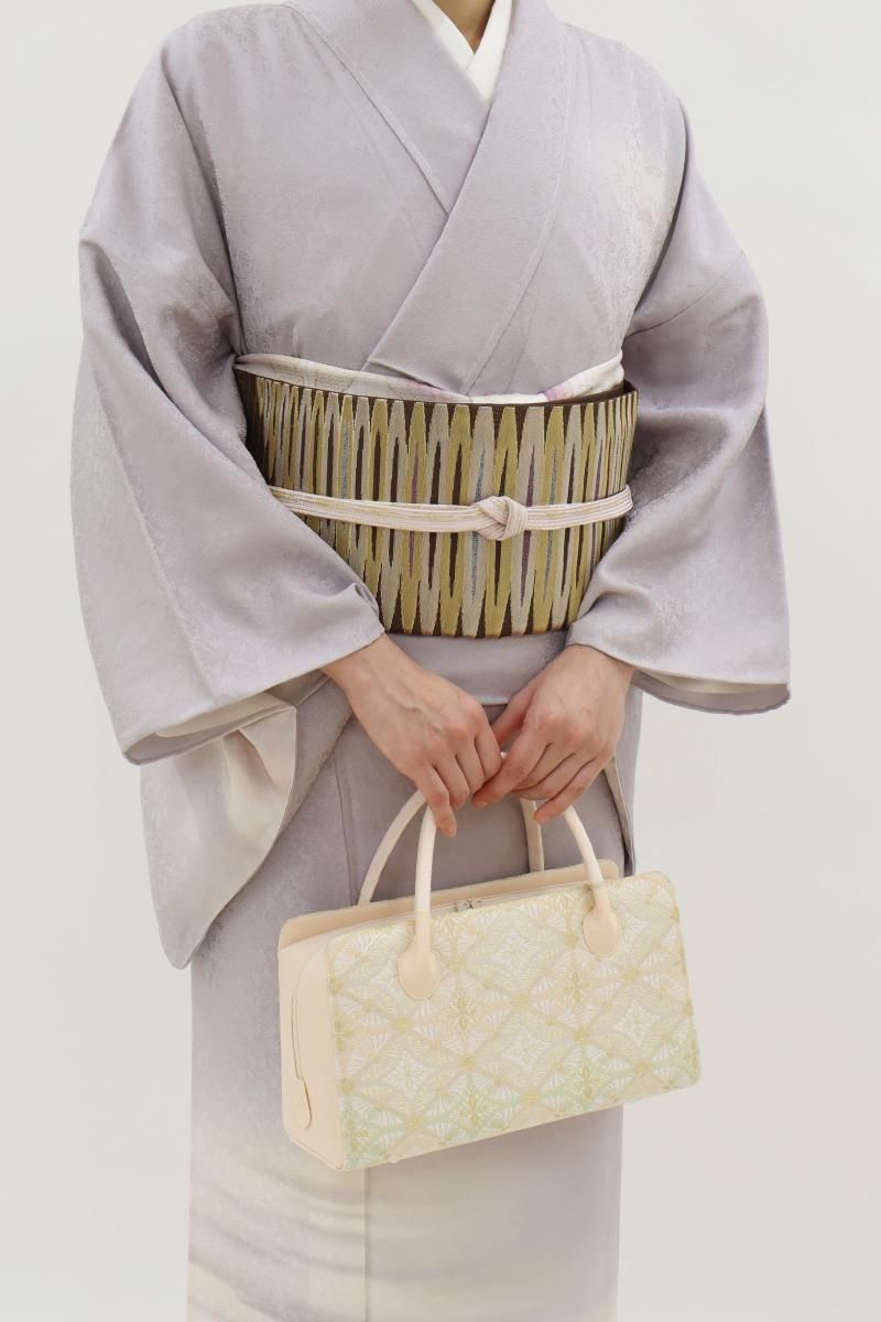 G-3259】衿秀製 利休バッグ 宍色 花菱文 - 銀座きもの青木|長く G-3259】衿秀製 利休バッグ 宍色 花菱文 - 銀座きもの青木|長く