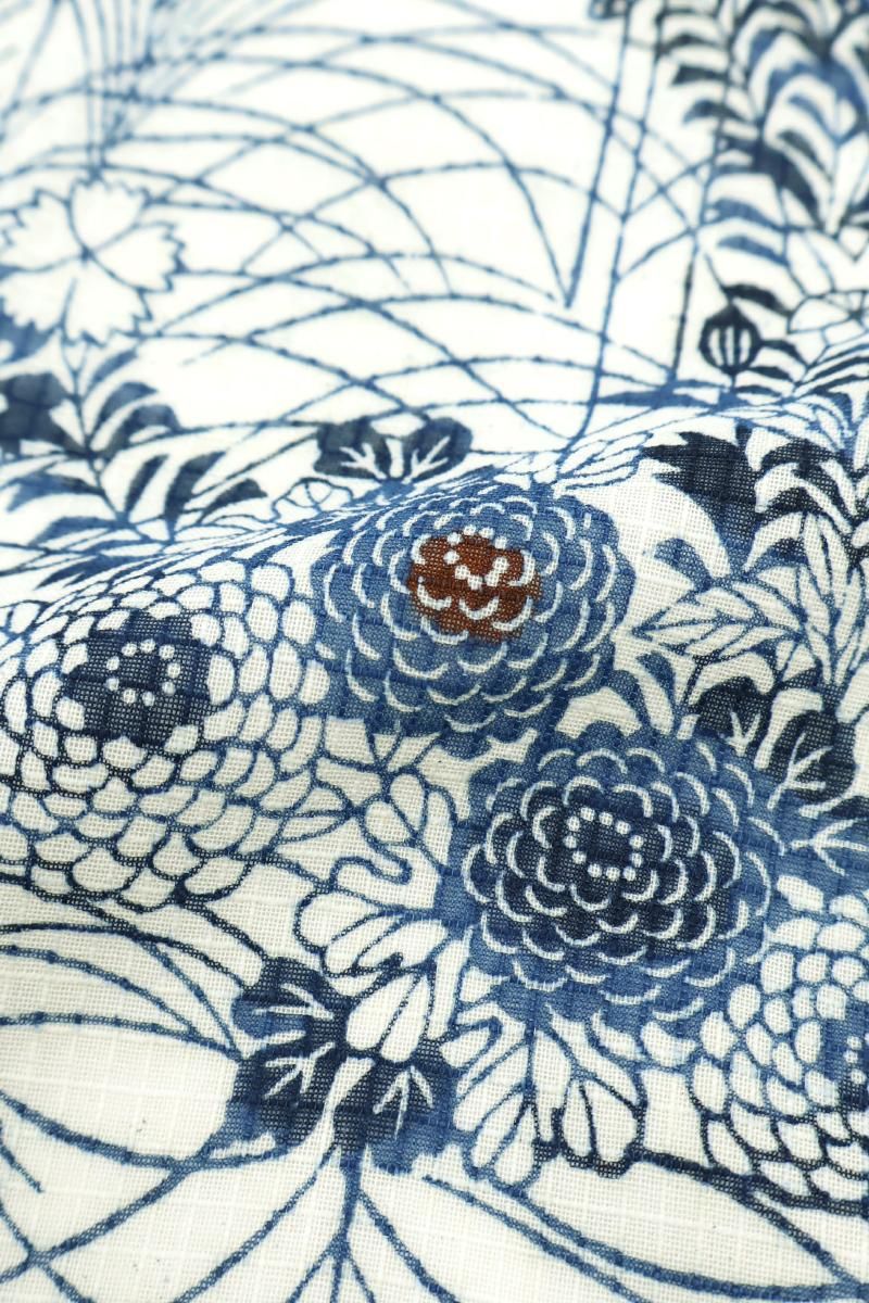 銀座【D-3786】竺仙製 綿紅梅 浴衣 乳白色 秋草の図（反端付