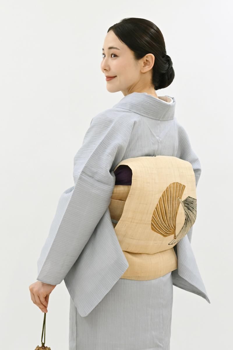 千部限定 草木染 木綿・麻の色〈百色〉 - メルカリ