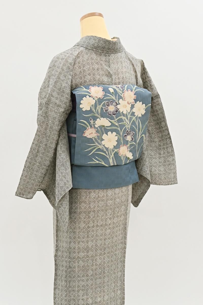 さ*ん様 付下げ訪問着 正絹 ライトグレー コスモス 手描き 落款 さ*ん様 付下げ訪問着 正絹 ライトグレー コスモス 手描き 落款