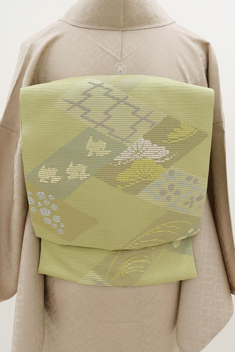 あおき【L-8352】西陣 川島織物製 絽 本袋帯 淡い柳葉色 幾何文に植物の図（落款入）